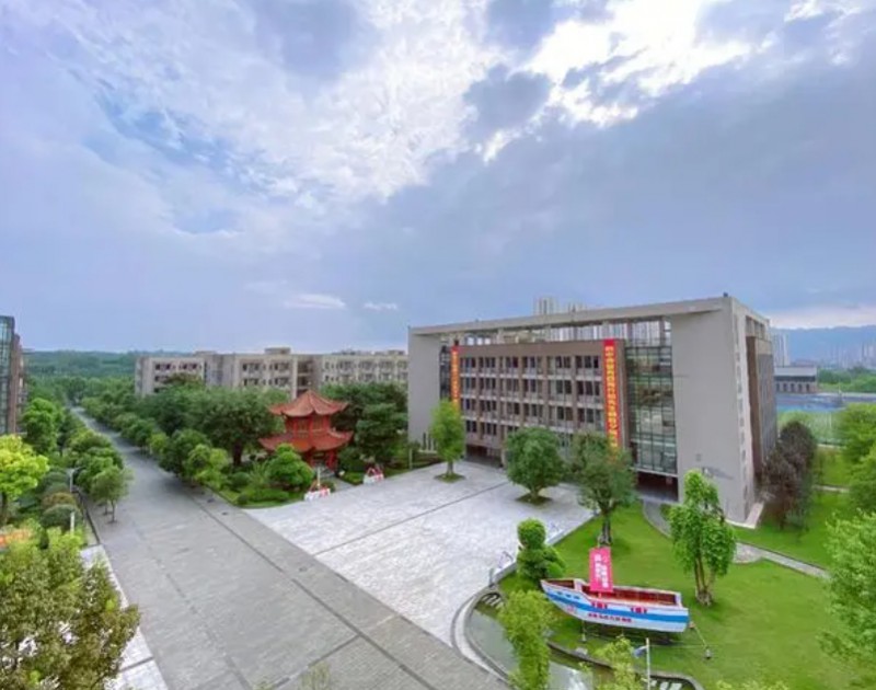 重慶市雙橋中學(xué)校怎么樣、好不好