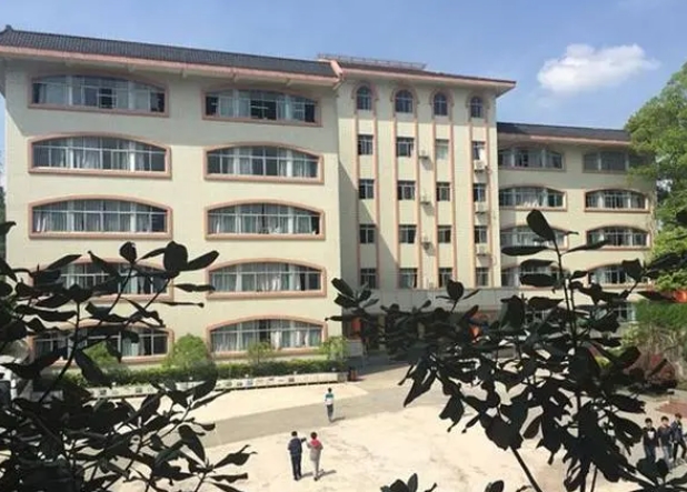 2024重慶市二十三中多少錢(學(xué)費(fèi)明細(xì))