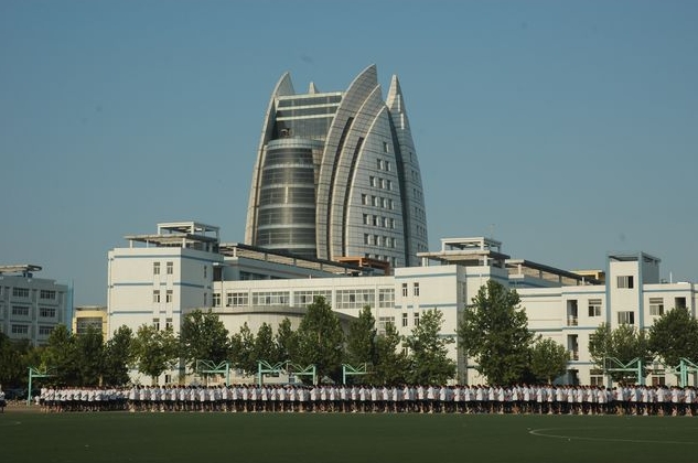 石家莊第二實(shí)驗(yàn)中學(xué)地址，乘車(chē)路線
