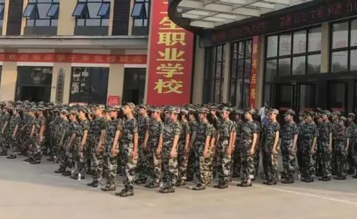 湖南2024年適合男生的鐵路學(xué)校專(zhuān)業(yè)