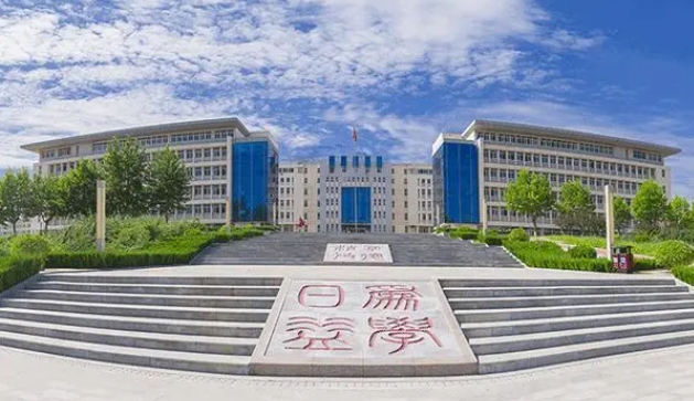 山東城市服務(wù)職業(yè)學院藝術(shù)類學費（2024）