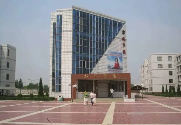 青龍滿族自治縣第一中學(xué)怎么樣、好不好