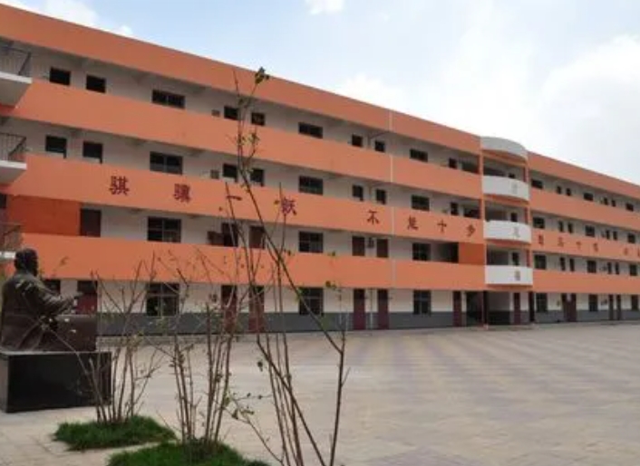 2024邯鄲市荀子中學多少錢(學費明細)