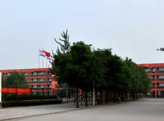 2024邯鄲市荀子中學(xué)招生計(jì)劃 招生人數(shù)是多少(附要求、條件、對(duì)象)