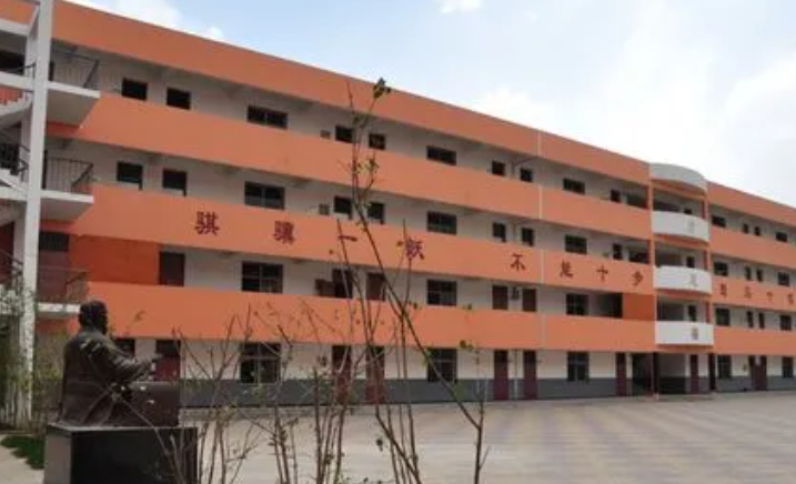 邯鄲市荀子中學(xué)地址，乘車路線