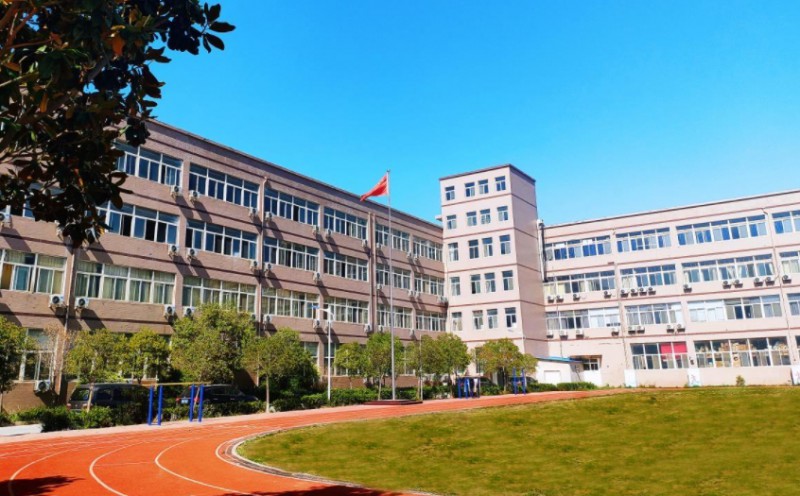 河南2024年女生讀鐵路學校好嗎