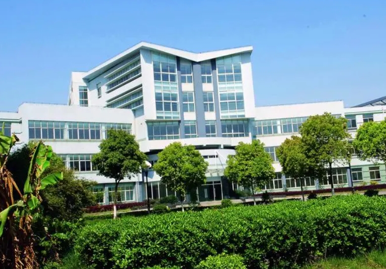 上海工商職業(yè)技術(shù)學院高中部招生簡章2024年