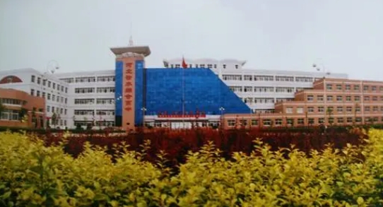 河北徐水綜合高級中學(xué)地址，乘車路線
