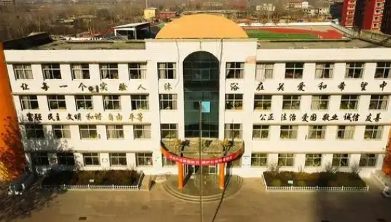 易縣第二中學(xué)怎么樣、好不好
