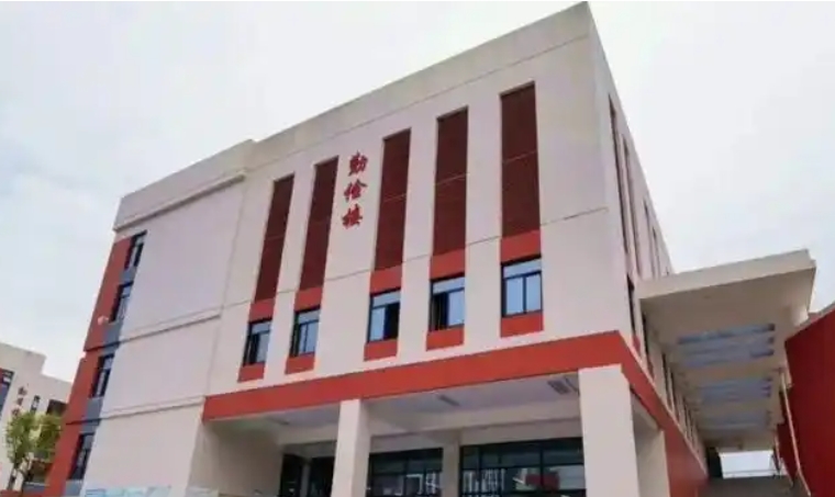 簡(jiǎn)陽(yáng)實(shí)驗(yàn)中學(xué)地址，乘車(chē)路線