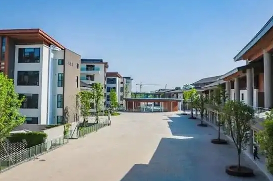萬(wàn)匯學(xué)校招生簡(jiǎn)章2025年