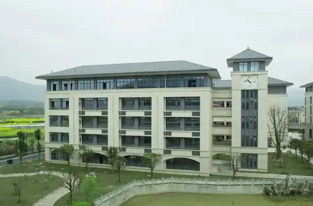 蒲江中學地址，乘車路線